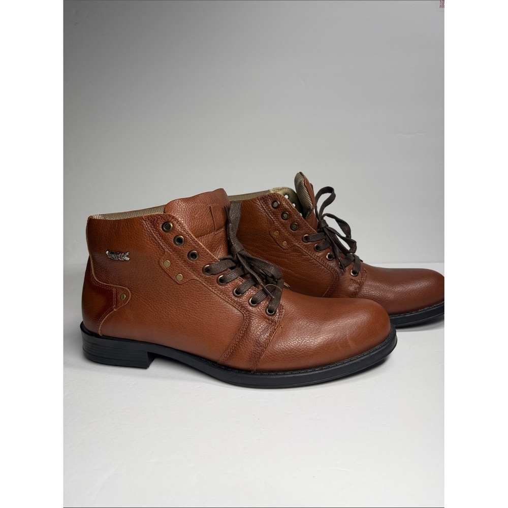 York Men's sz 12 Tan‎ Brown Leather Chukka Boots Workwear Casual Quiet Luxury